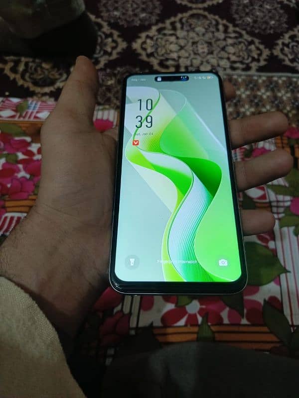 Infinix hot 50i . . . . 8+128 3