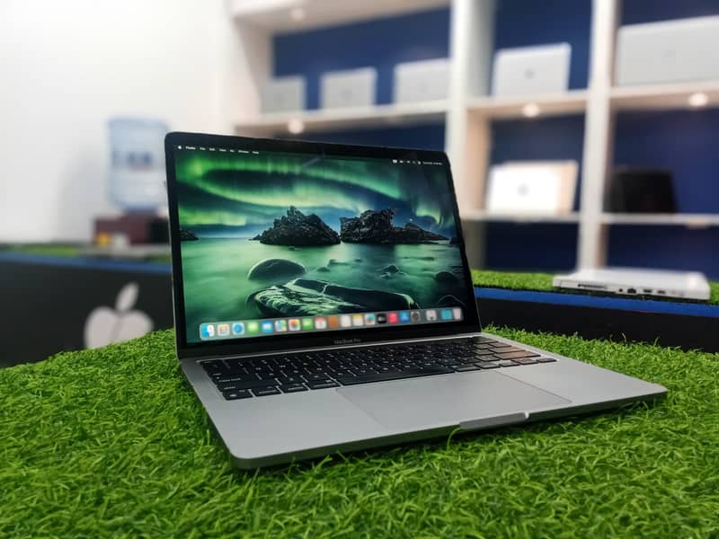 Macbook pro m1 1