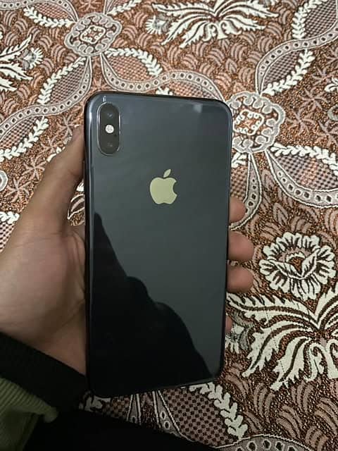 Apple iPhone XS Max Non PTA 1