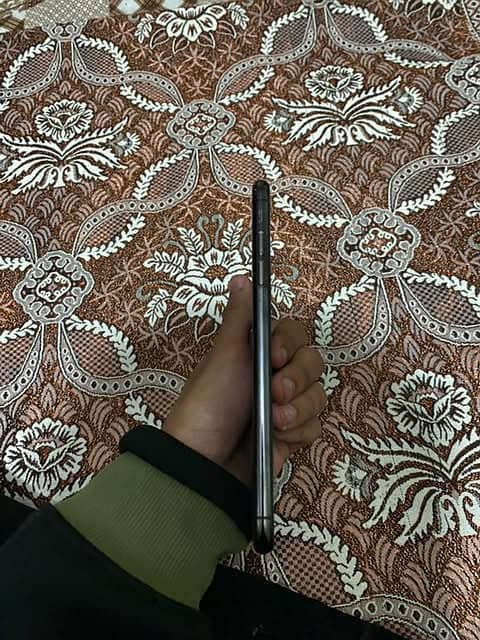 Apple iPhone XS Max Non PTA 2