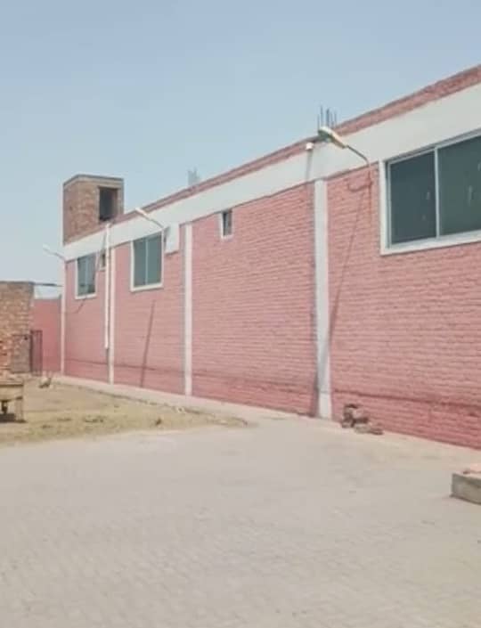 3 kanal 10 Marla Hall available For Rent on Multan road Lahore 1