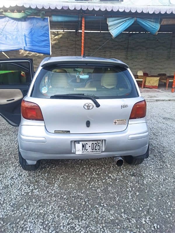 Toyota Vitz 2004 6