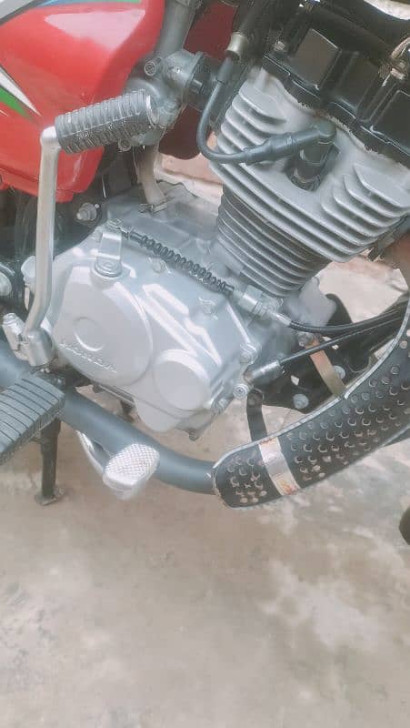 Honda 125_2023 model for sale. 03477178796contact . call/whatsap 15