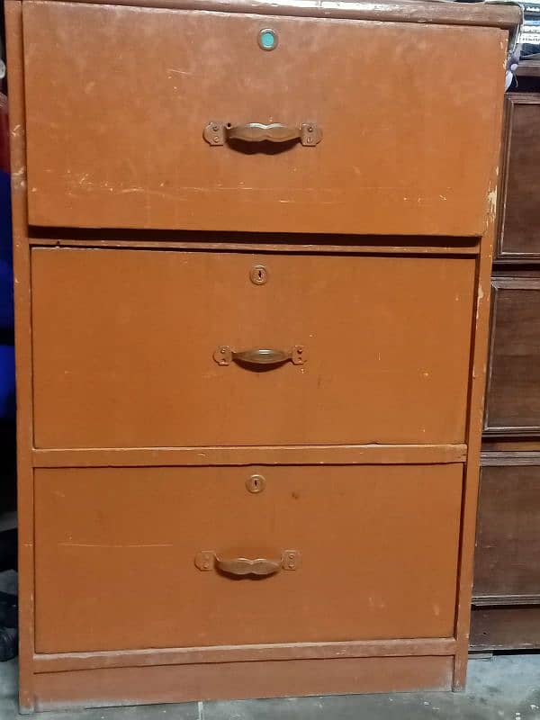 selling wood drawers 0