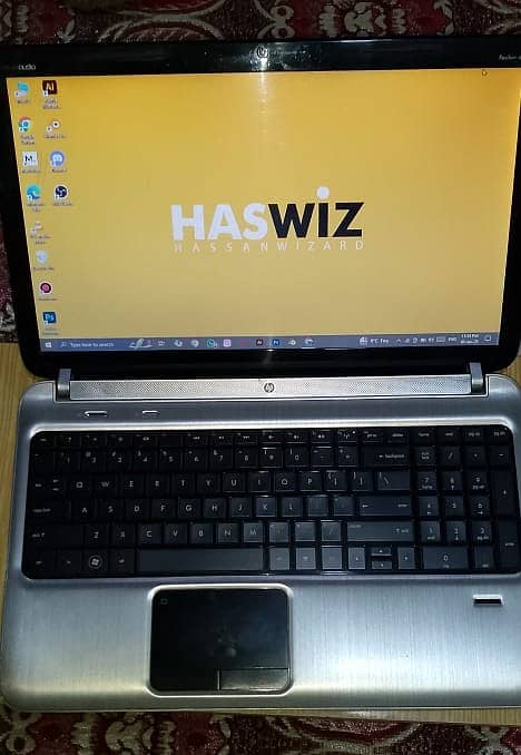 Hp laptop , AMD series , 12 Ram , 128 ssd Good condition 1