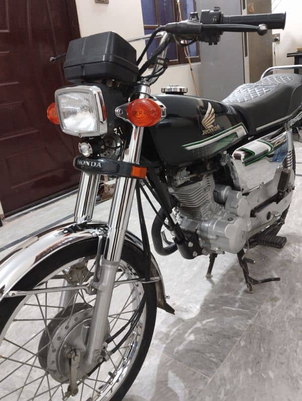 Honda cg 125 self start 2023 model 4