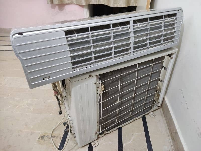 Gree inverter AC Good condition 5