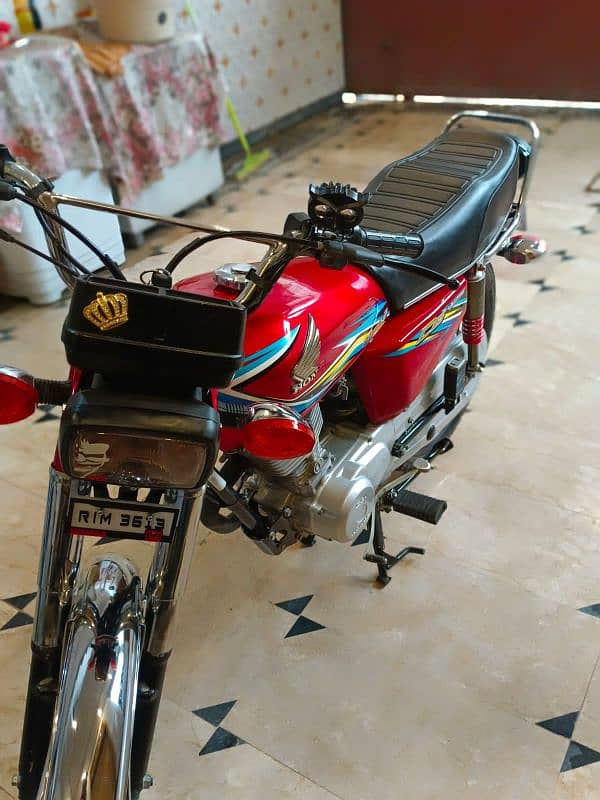 Honda CG-125 6