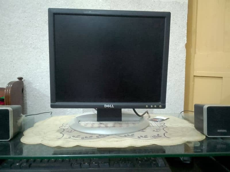 Dell 17 inch LCD 0