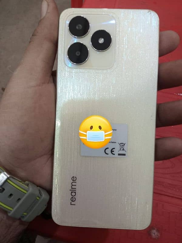 realme c53 6/128 1