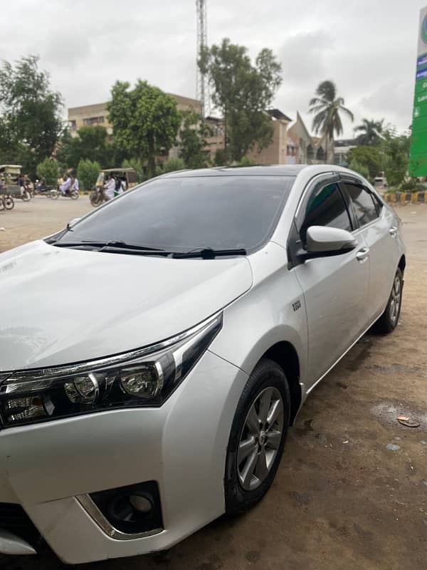 Toyota Corolla Altis 2016 1