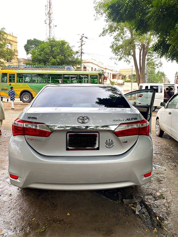 Toyota Corolla Altis 2016 3