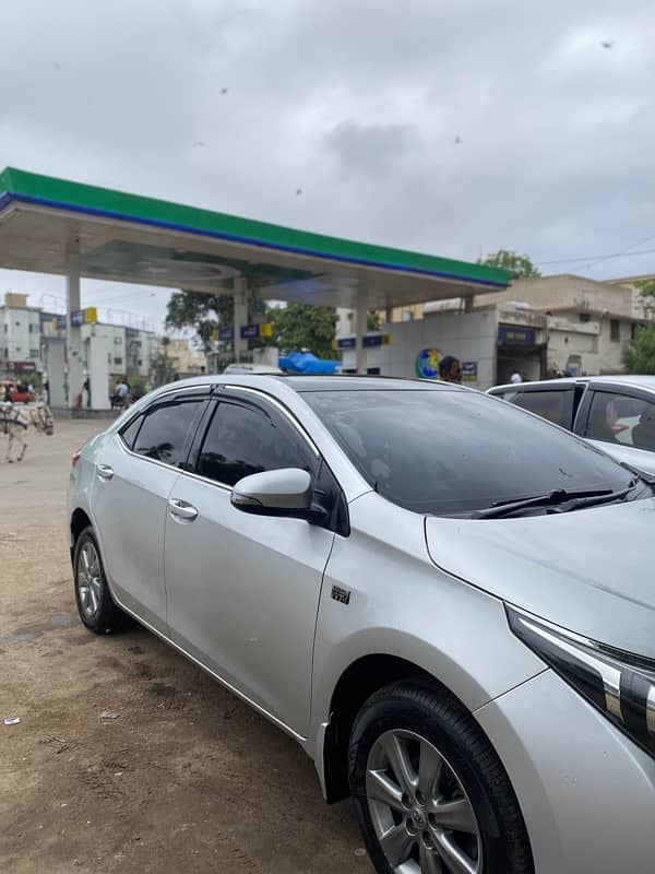 Toyota Corolla Altis 2016 13