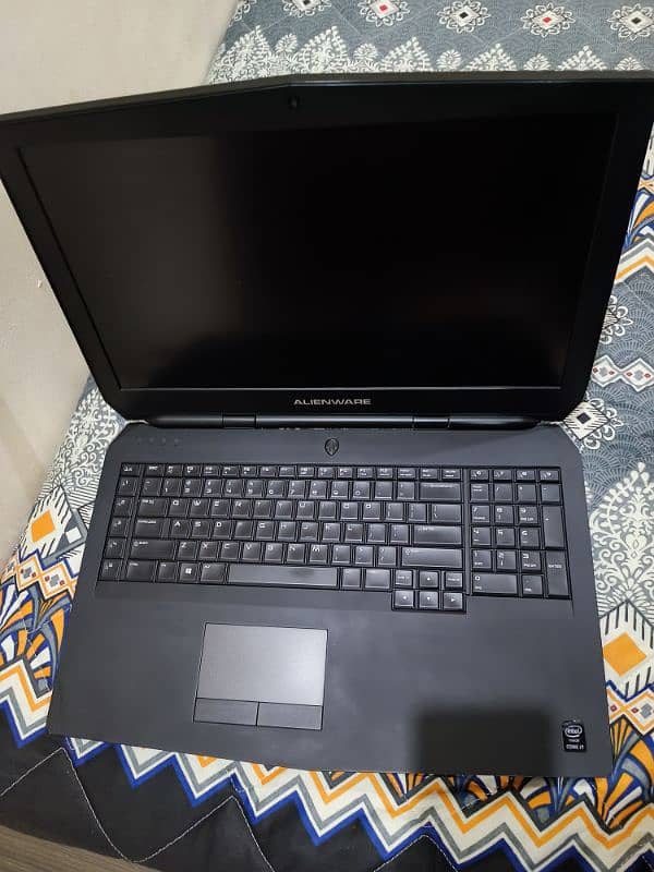 Dell Alienware 17 R2 GTX 980m core i7 6