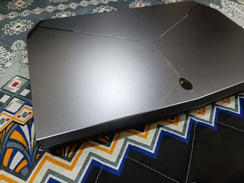 Dell Alienware 17 R2 GTX 980m core i7 9