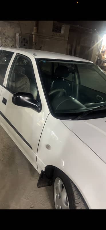 Suzuki Cultus VXL 2015/16 home used lush car 3