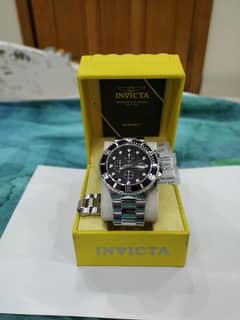 Invicta Men's 18906 Pro Diver Analog Display Japanese Quartz Silver.