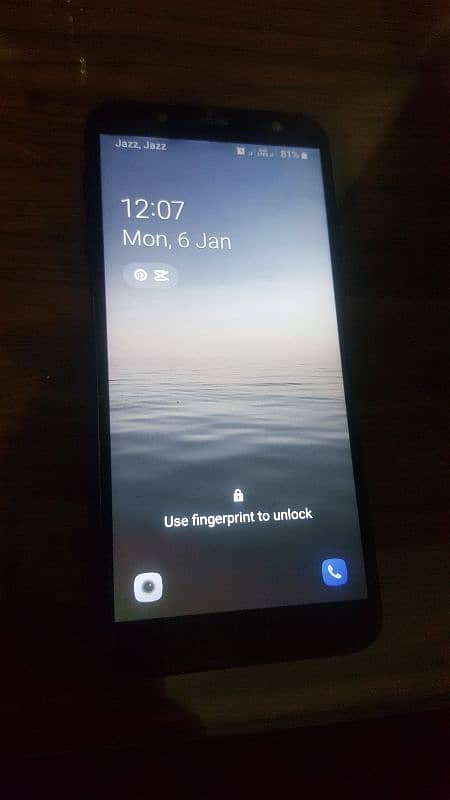 Samsung j6 9k only urgent sale 3