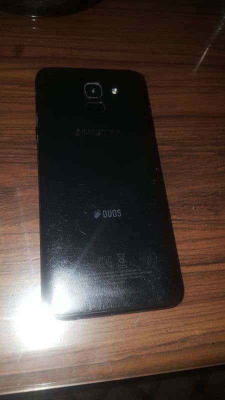 Samsung j6 9k only urgent sale 4