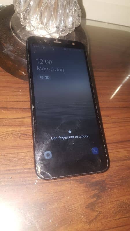 Samsung j6 9k only urgent sale 7