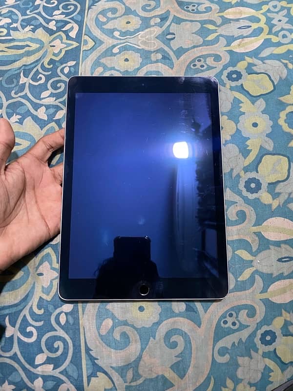 ipad air 2 (16gb) 0