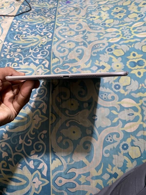 ipad air 2 (16gb) 4