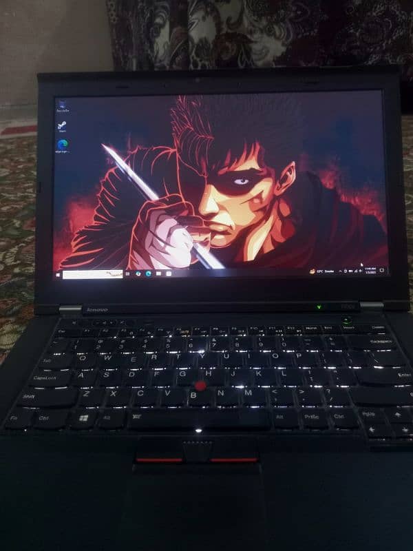 Lenovo Laptop For sale with orginal charger 2