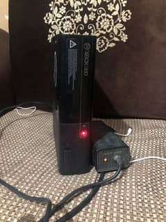 XBOX 360 SLIM FOR SELL