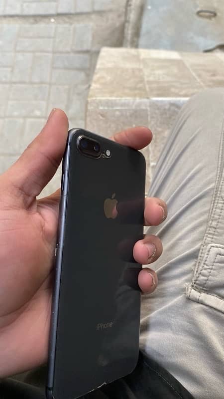 Iphone 8 plus 1