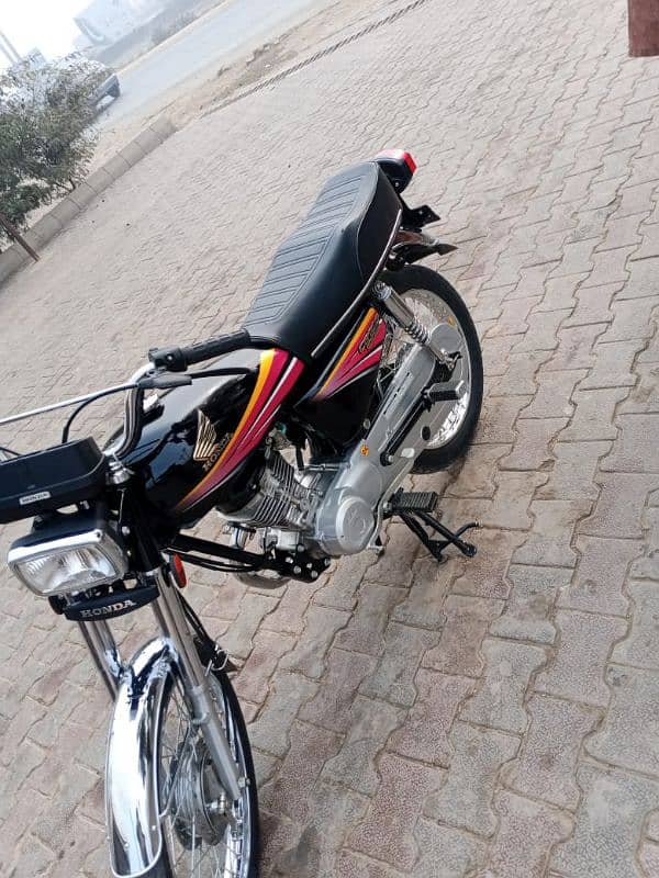 Urgent Sale 2011 Model New Honda 125 For Sale In Arifwala 17