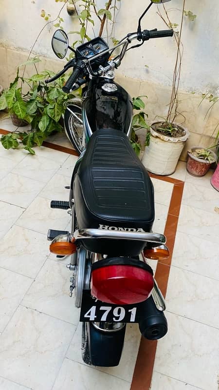 Honda Cg 125 22/23 All punjab Fresh Condition Biometric available 3