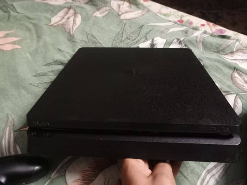 Ps4 slim sealed machine 6