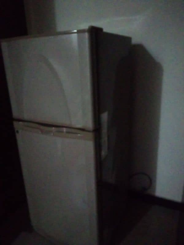 Dawlance refrigerator for sale 0