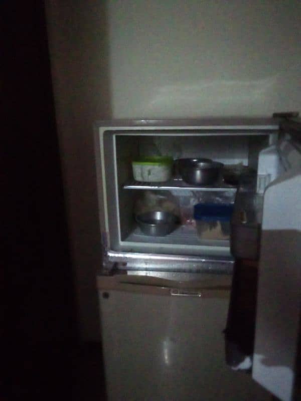 Dawlance refrigerator for sale 1