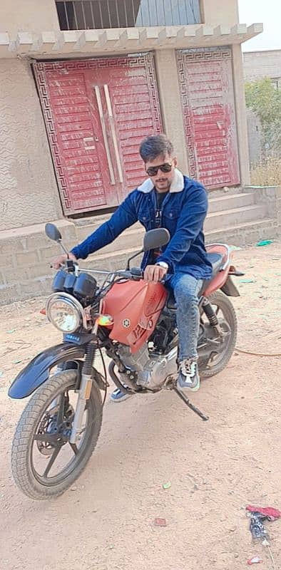 bht he new bike hai koi kam nh hai 0