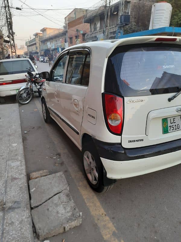 Hyundai Santro 2014 13