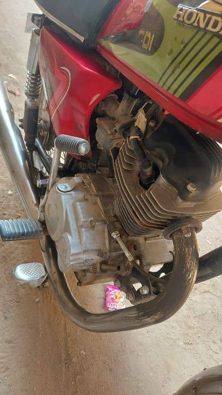 bike mai koi km nhi All OK fst 1 owner hai finl 75 3