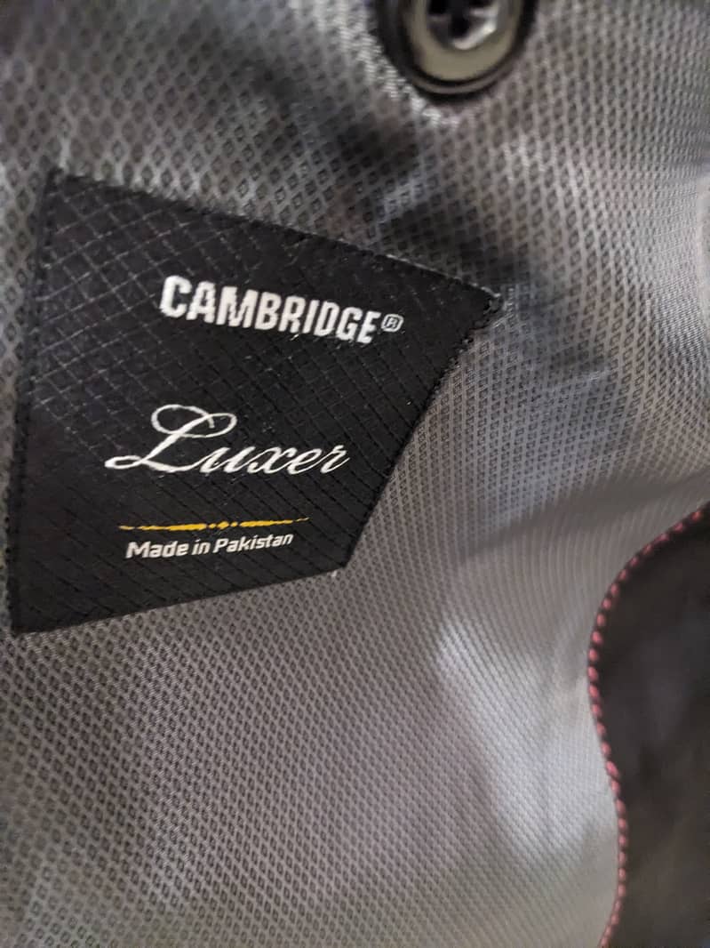 Cambridge Luxer Size 40 Blazer, Jet Black 5