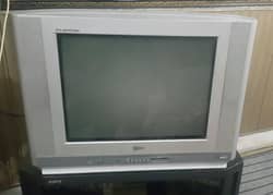 LG TV 21" FLATRON EXCELLENT CONDITION NO OPEN