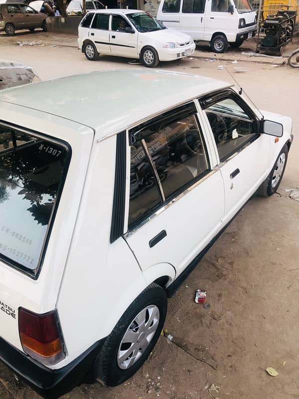 Daihatsu Charade 1986 3