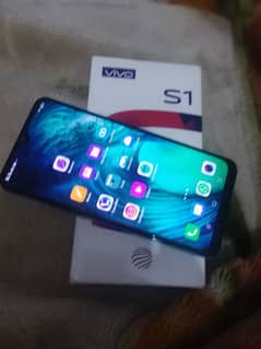 vivo s1