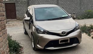 Toyota Vitz 2015