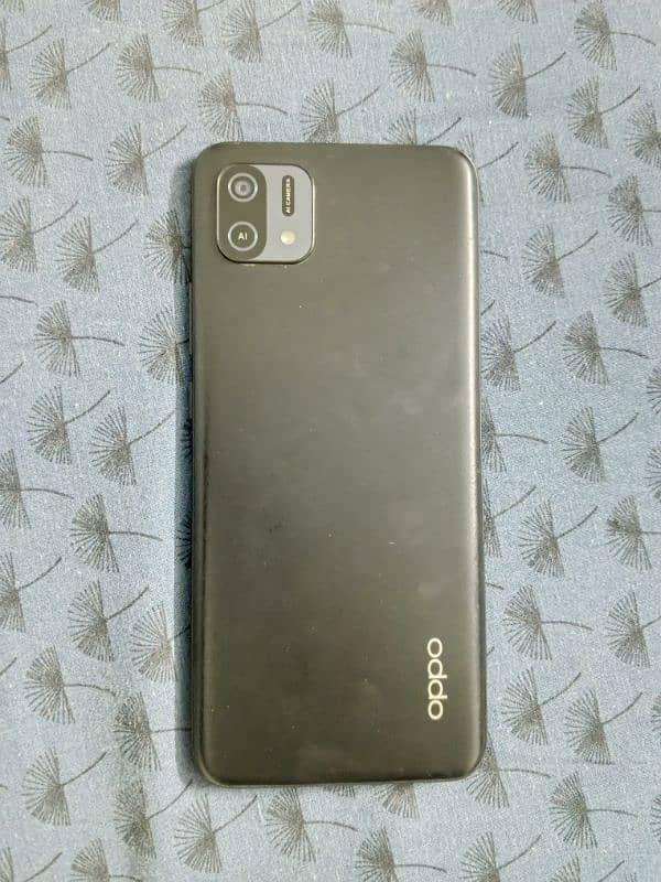 Oppo A16e 4/64gb 3