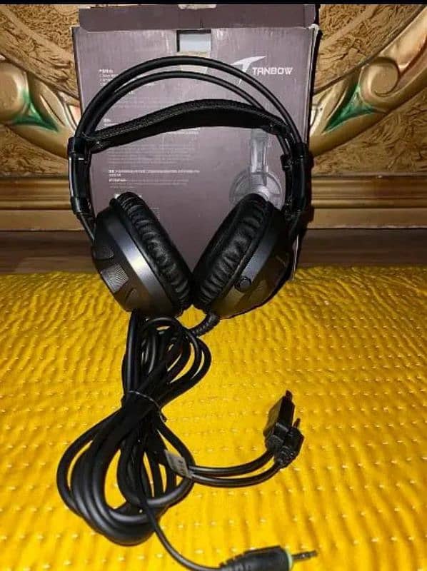 Tanbow headphones heavy 0