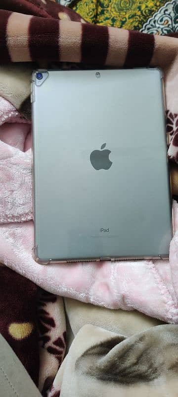 Apple i pad pro 10.5 inches 2