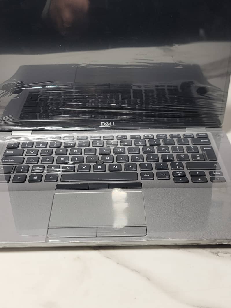 DELL Laptop core i5 10th gen -03360065600- RAM 16GB SSD 256 6