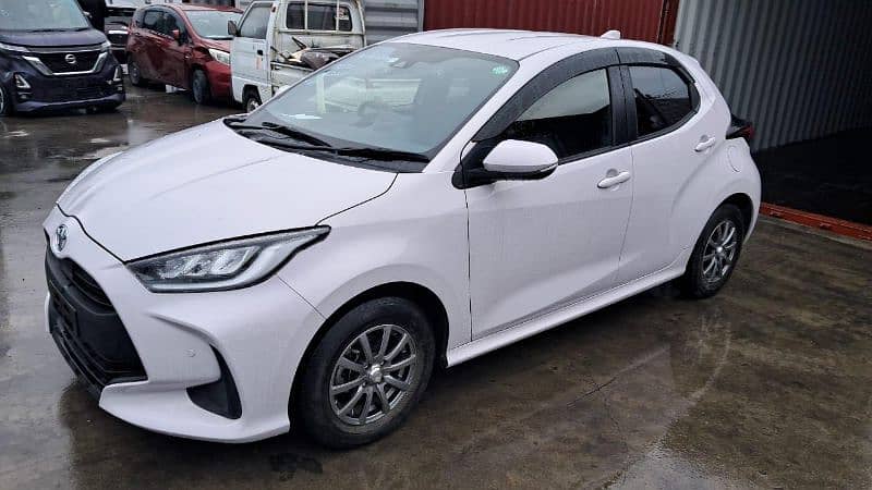 Toyota Yaris Hatchback G Led Model 2022 5