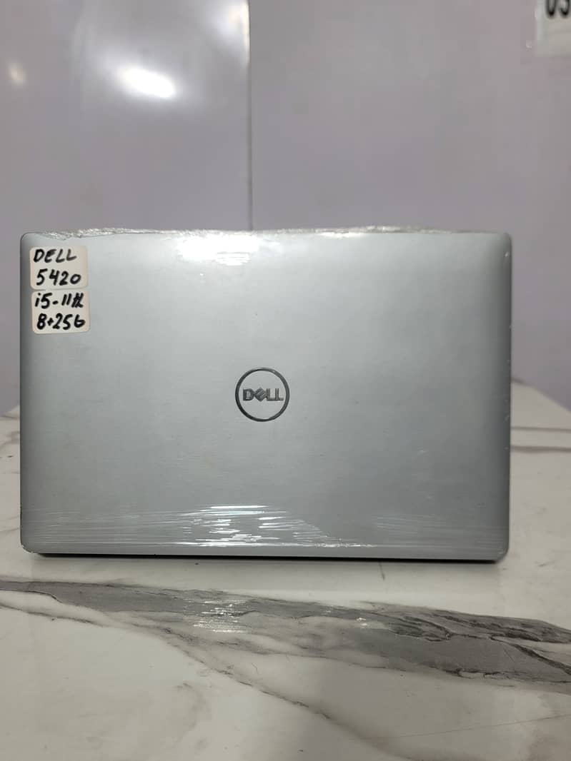 DELL Laptop core i5 11th gen -03360065600- RAM 8GB SSD 256 2