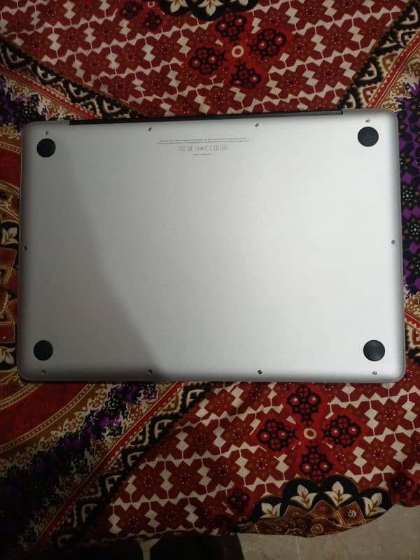 MacBook Pro 13 inch Mid 2012 i7 urgent for sale 8