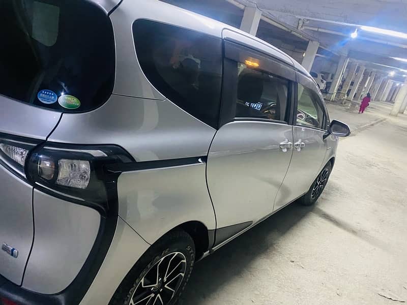 Toyota Sienta 2019 7